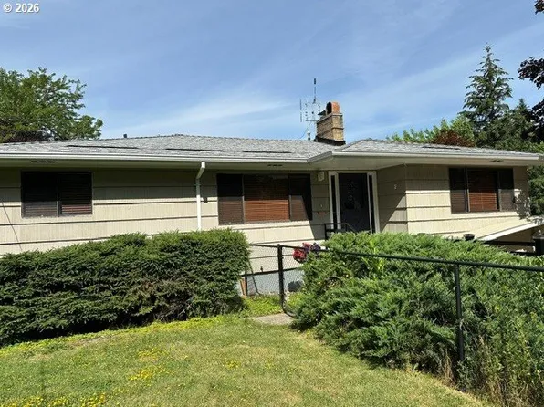 11767 SE Wiese Rd, Damascus, OR 97089