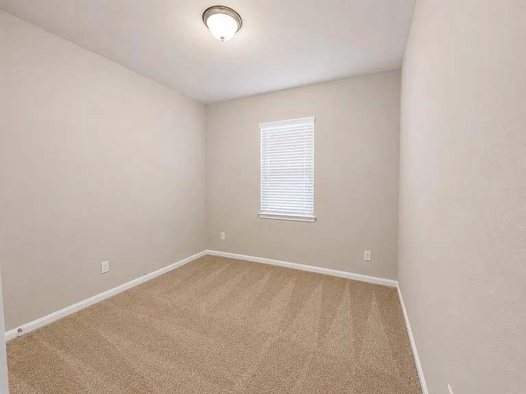 23026 Opal Fire Ct — Photo 16