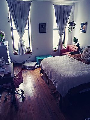 2nd image of 2534 Broadway APT 1B