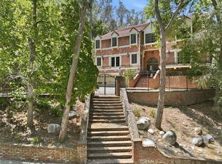 3243 Iredell Ln, Studio City, CA 91604