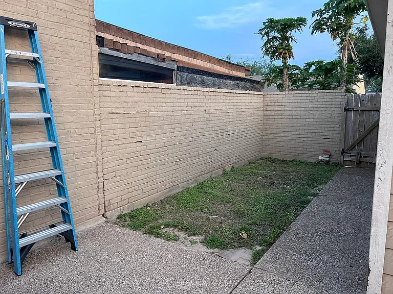 1008 Fairway Dr #1 — Photo 9