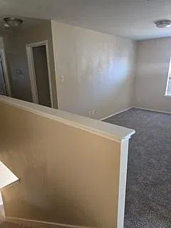 4 bed, 2.5 bath, 2380 sqft, $1,949 — Photo 2