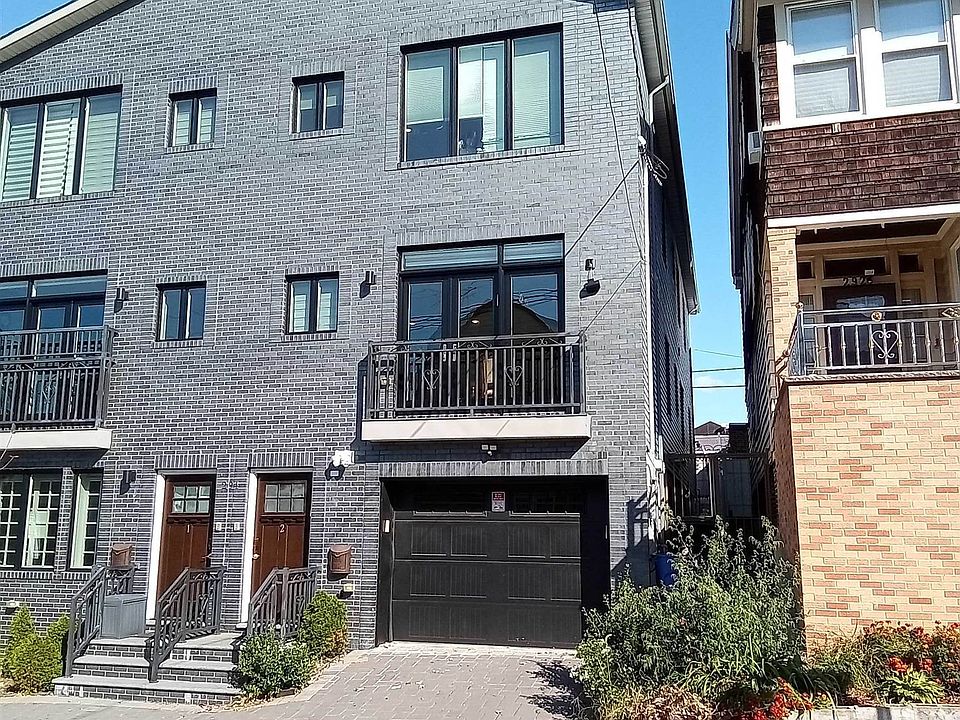 2nd image of 294 Fulton Ave
