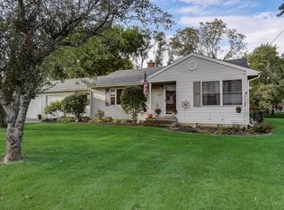1012 E Division St, Lockport, IL 60441
