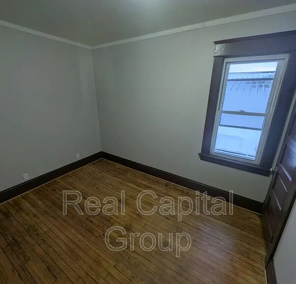 102 Macamley St #2 — Photo 10