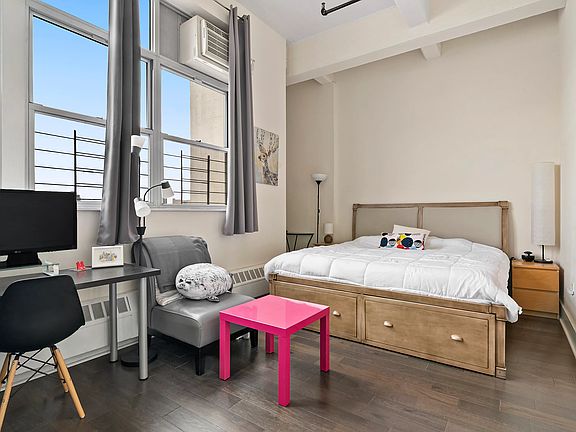 4th image of 970 Kent Ave APT 503
