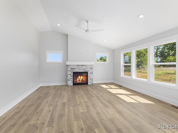 5th image of 8296 Kettle Oak Dr SE