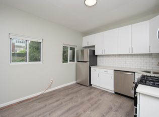 2326 15th St FLOOR 1, Troy, NY 12180