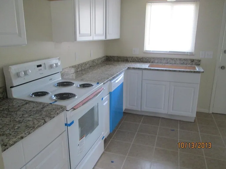1239 Nocturne Rd E — Photo 10