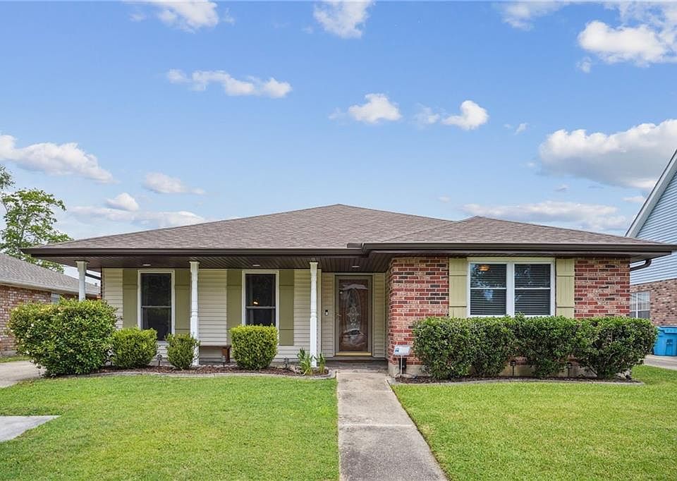 1st image of 215 Ormond Meadows Dr