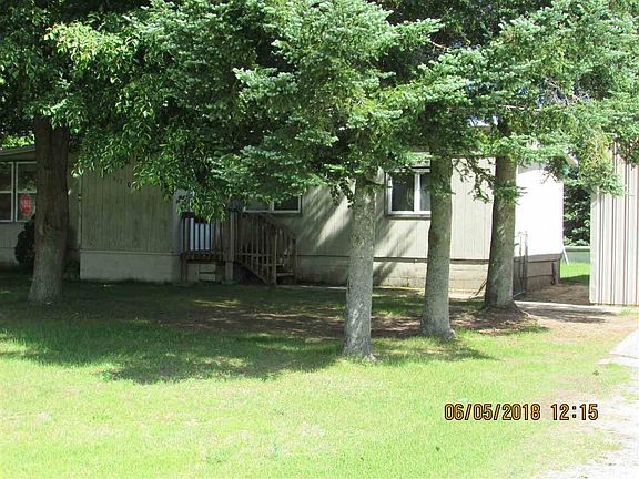 2nd image of 10208 W Poplar St
