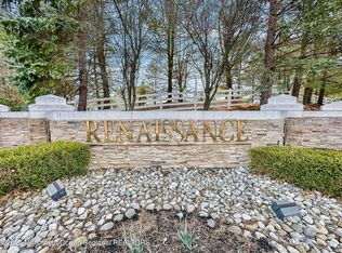49 Gainsborough Ct, Manalapan, NJ 07726