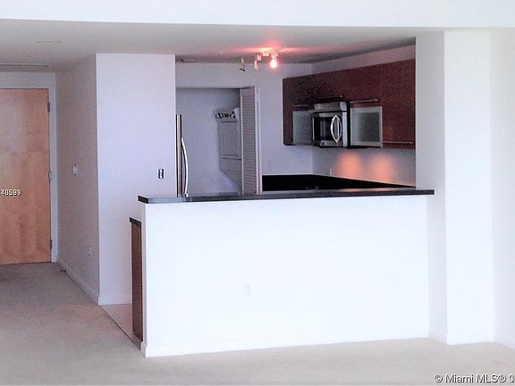 4th image of 253 NE 2nd St APT 2505