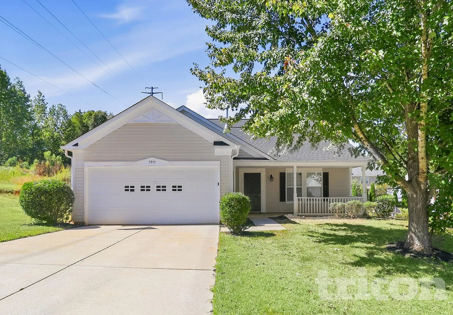 7915 Ponderosa Pine Lane Charlotte NC — Photo 1