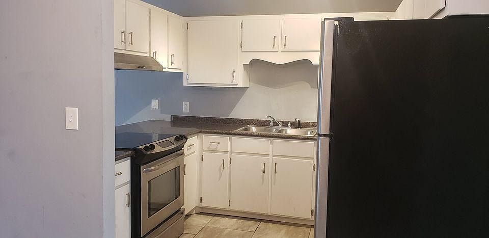 2nd image of 6101 Harvey St #18