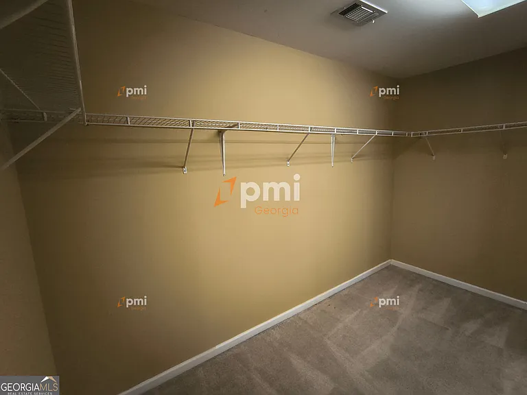 350 Fairmont Way — Photo 7