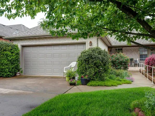 1411 W Sackett St, Springfield, MO 65807