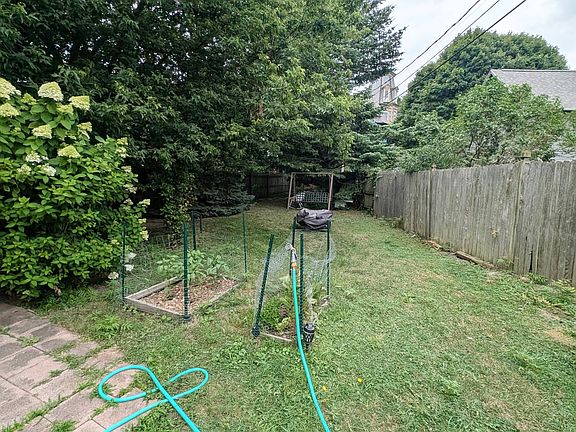 3rd image of 347 Maryland St #1