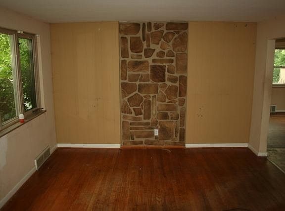 4th image of 4249 Skylark Dr