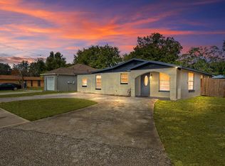 4220 E Powhatan Ave, Tampa, FL 33610