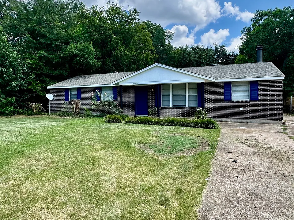508 Wisteria Rd
