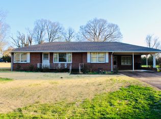 2040 New High School St, Leighton, AL 35646