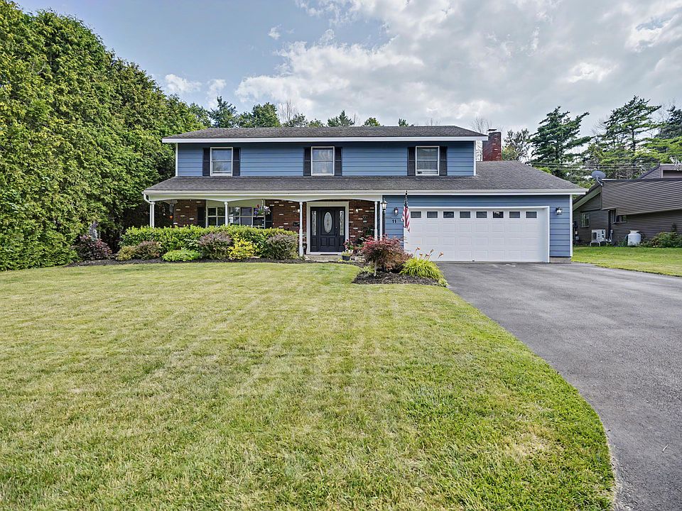 1st image of 11 Trafalgar Dr