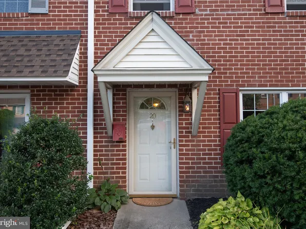 20 Constitution Ave, Doylestown, PA 18901