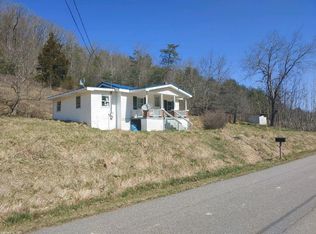 1855 Cox Hollow Rd, Pulaski, VA 24301