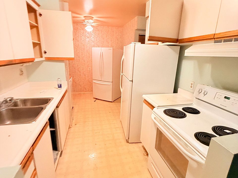 1st image of 1028 Bridletowne Cir