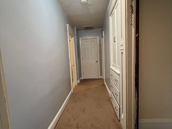 5th image of 215 Wyoming Ave APT 3