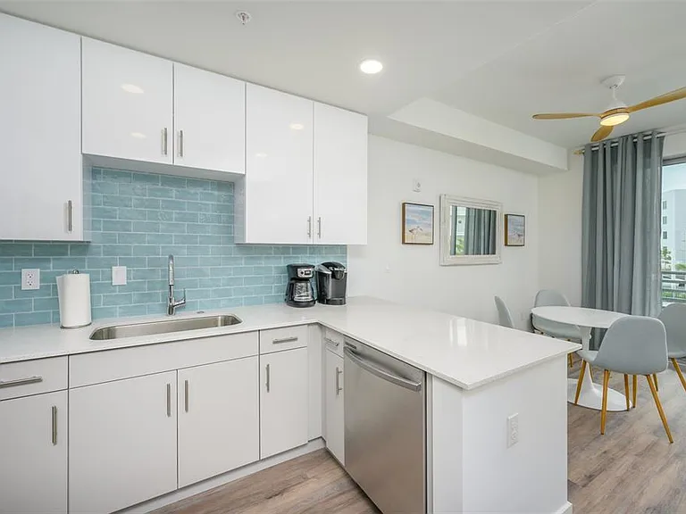 1703 N Tamiami Trl #207 — Photo 15