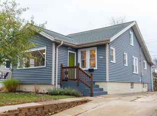 2422 N 58th St, Milwaukee, WI
