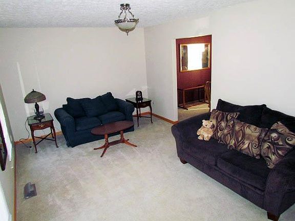 4th image of 2222 Creekview Pl