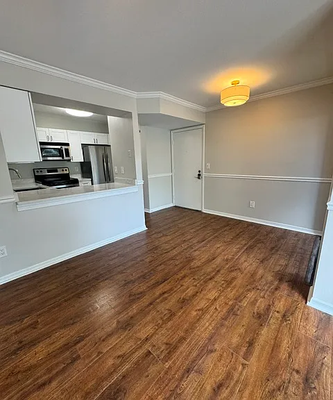 606 S Albany Ave #2 — Photo 6