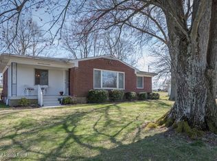 10701 Cedar Creek Rd, Louisville, KY 40229