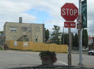 20 N 2nd St, Lansing, IA 52151