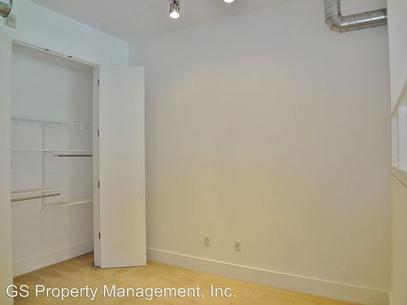 5th image of 334 Santana Row APT 217
