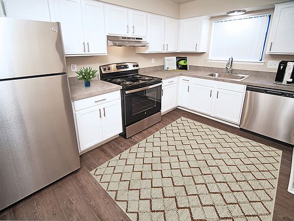 High-end townhomes in Southfield