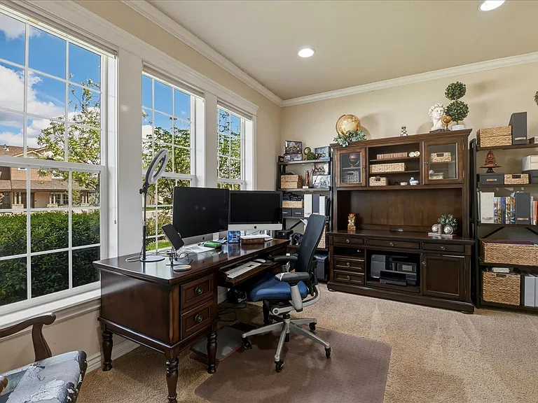 553 E Forest Ridge Dr — Photo 9