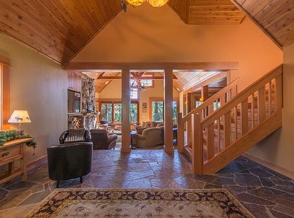 4th image of 8730 Lahontan Dr
