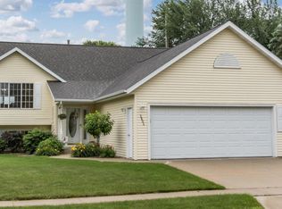 3806 11th Ave SW, Rochester, MN 55902