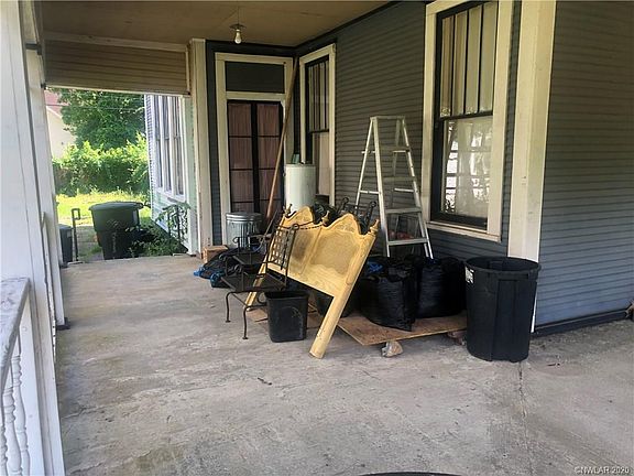 3rd image of 1119 Boulevard St