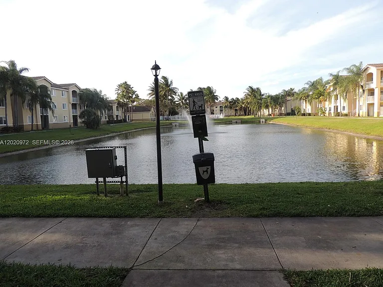 2600 S University Dr #103 — Photo 1