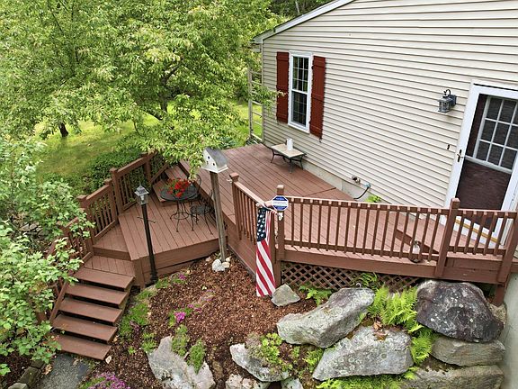 5th image of 110 Podunk Road