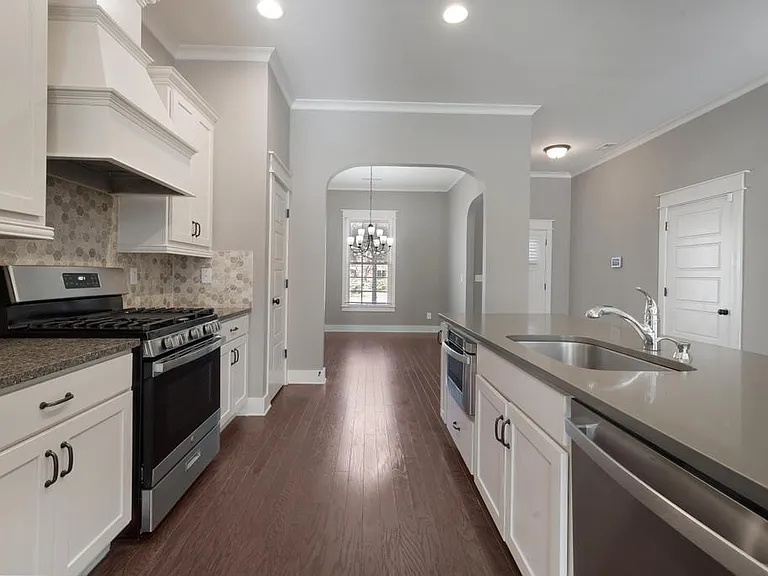 3347 Chase Ct — Photo 10