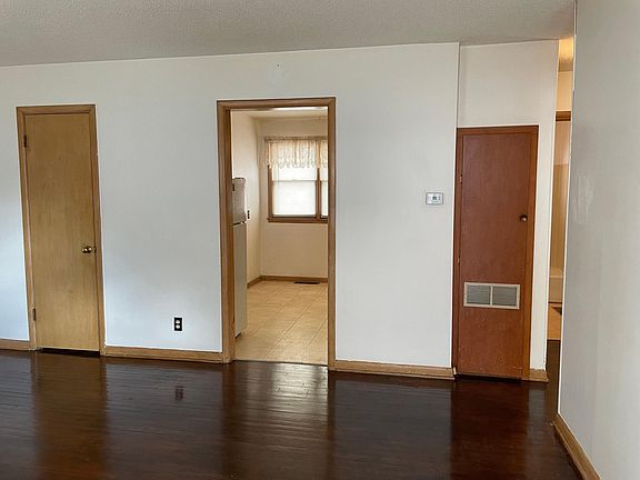 5th image of 607 Johnstown Ave
