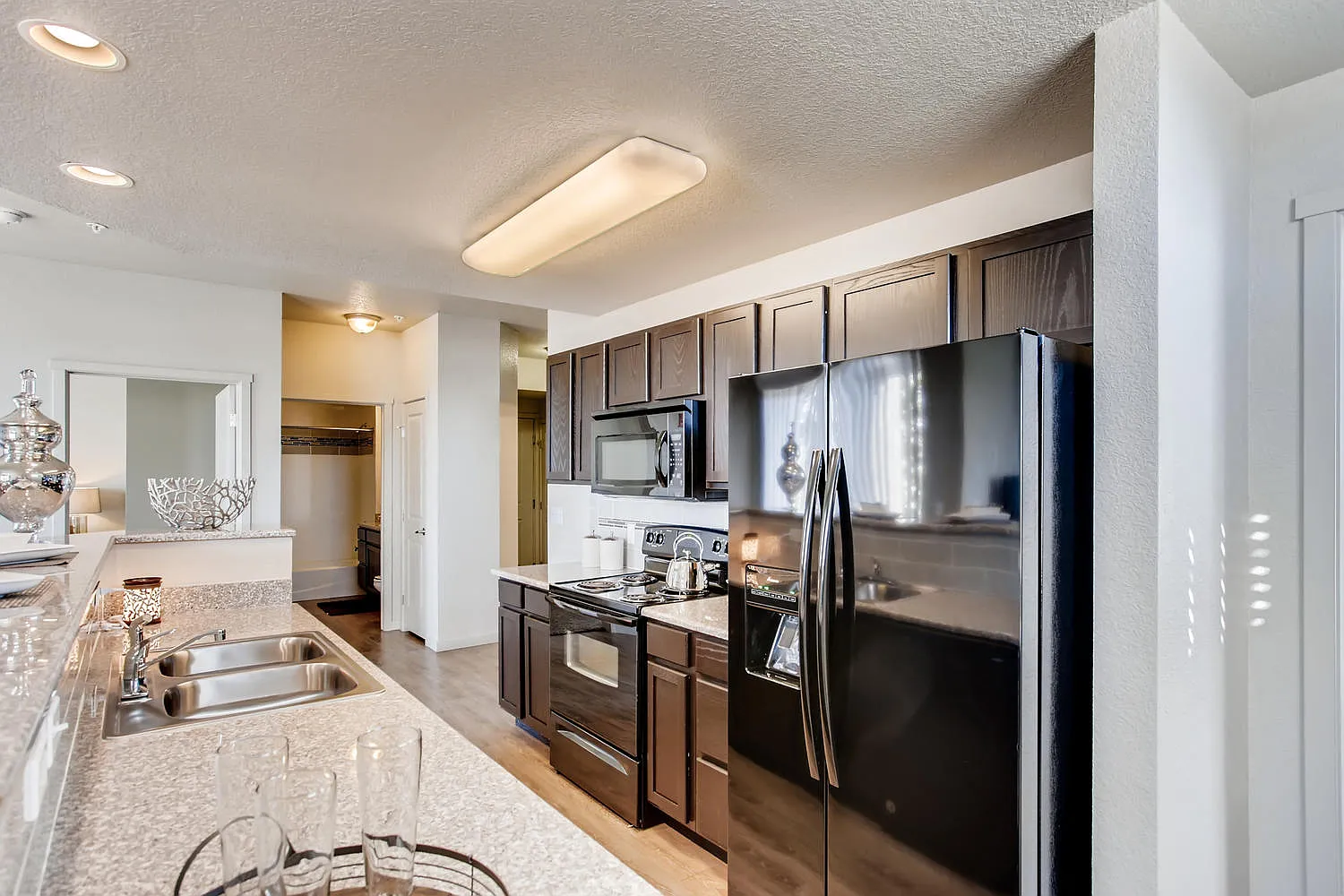 Legend Flats — Photo 2