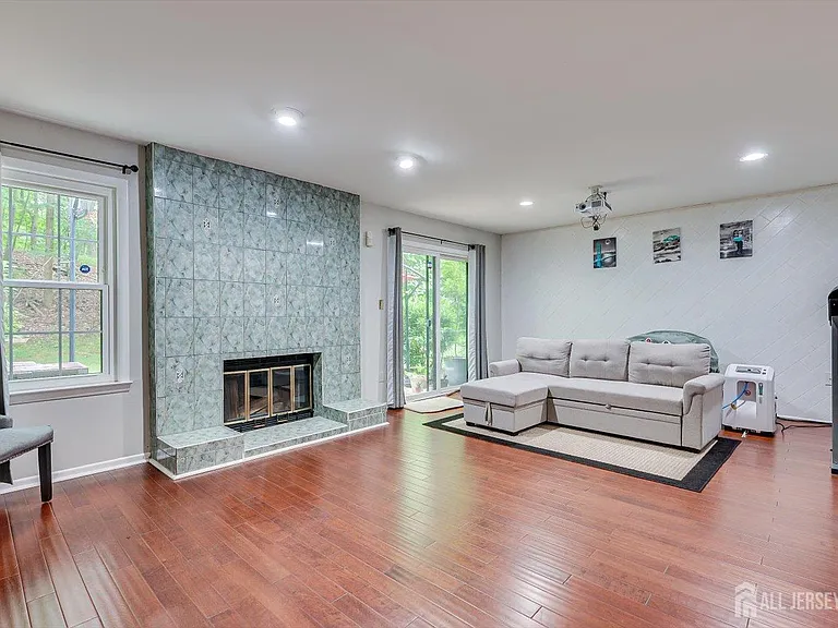 4506 Stonehedge Rd — Photo 45
