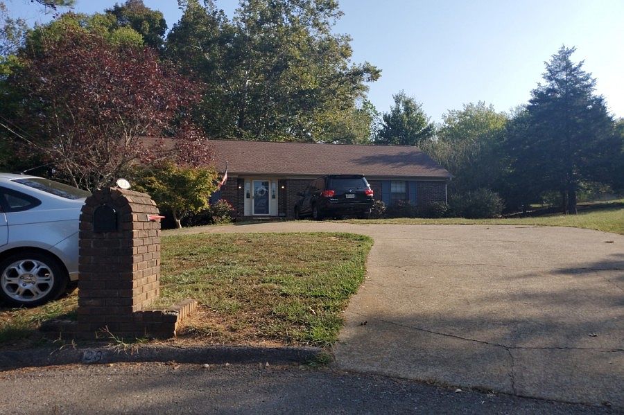 1st image of 128 Shire Ln NW